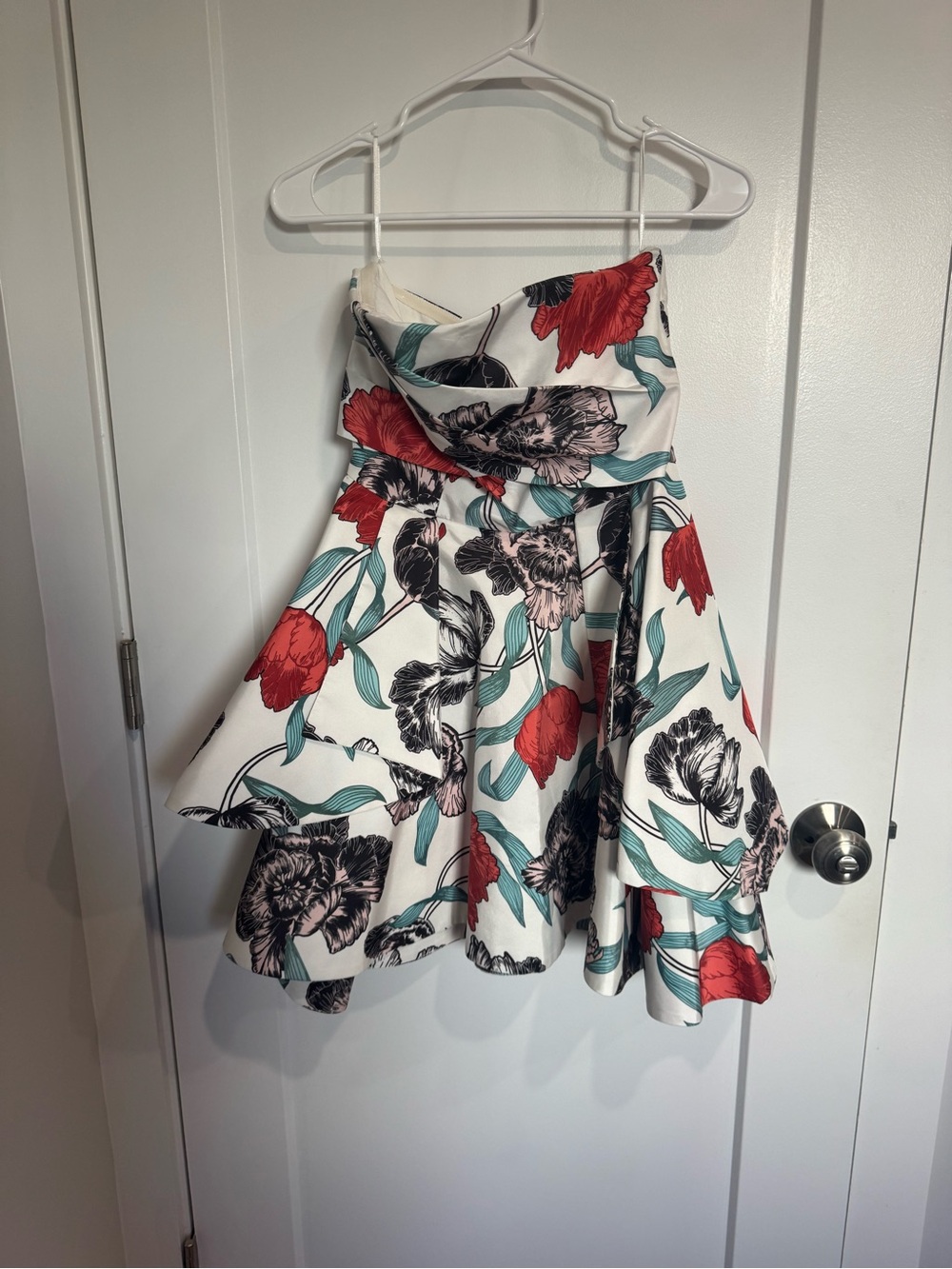 C/MEO Collective Strapless Floral Fit & Flare Dress - White, Red, Teal & Black
